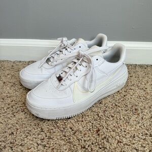 Nike Air Force 1 Platform Sneakers